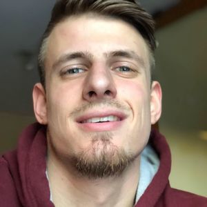 Meet your Posher, Chris